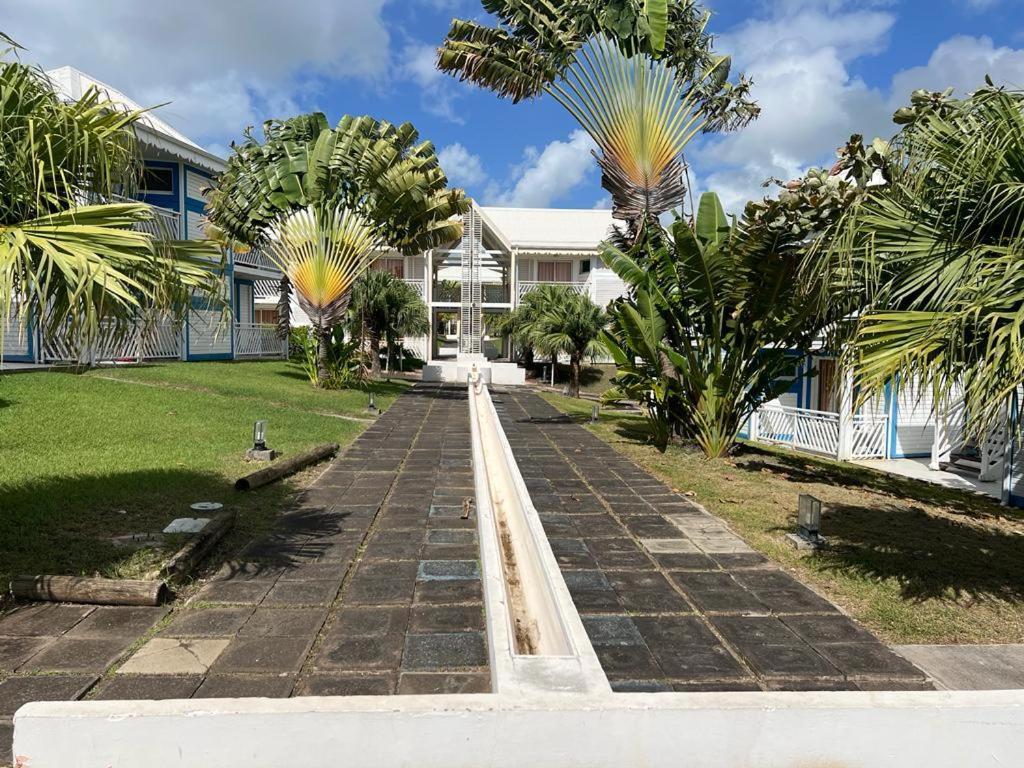 Studio Le Titoune Acces Plage St-Francois Avec Reservoir D'Eau Automatique Saint-Francois  Exterior foto